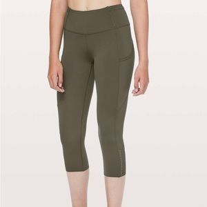 Lululemon Fast and Free Crop sz 6